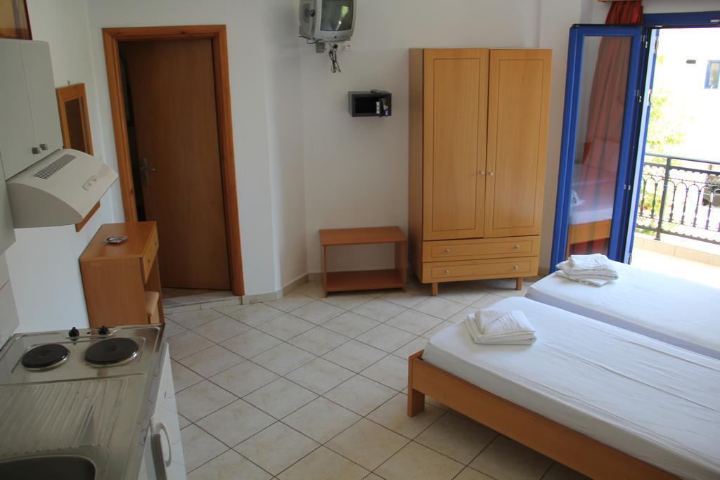 Hotel Stavris Chora Sfakion Extérieur photo
