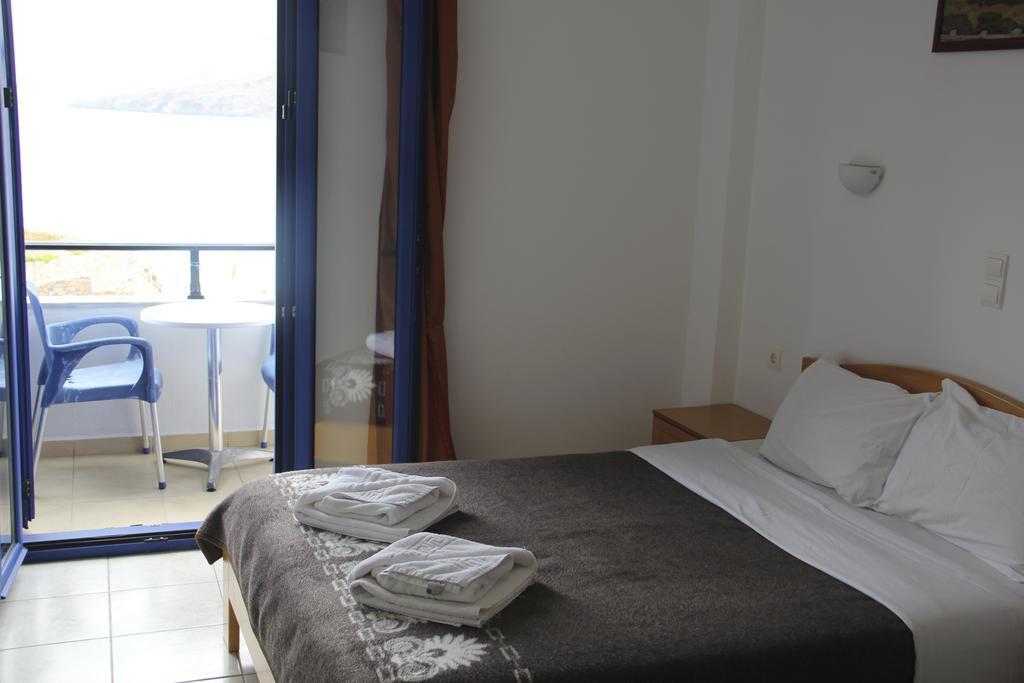 Hotel Stavris Chora Sfakion Extérieur photo
