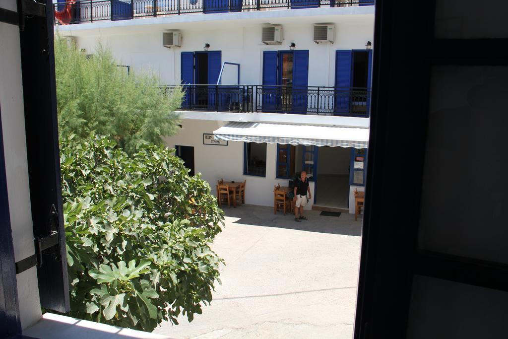 Hotel Stavris Chora Sfakion Extérieur photo