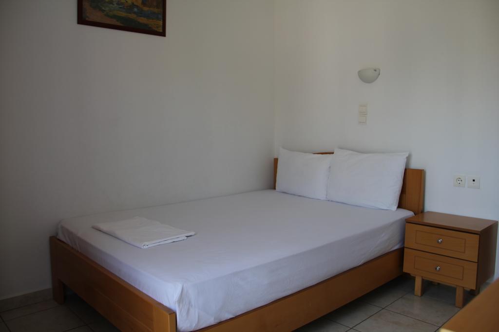 Hotel Stavris Chora Sfakion Extérieur photo