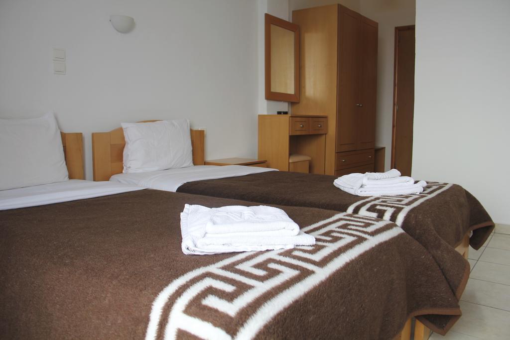 Hotel Stavris Chora Sfakion Extérieur photo